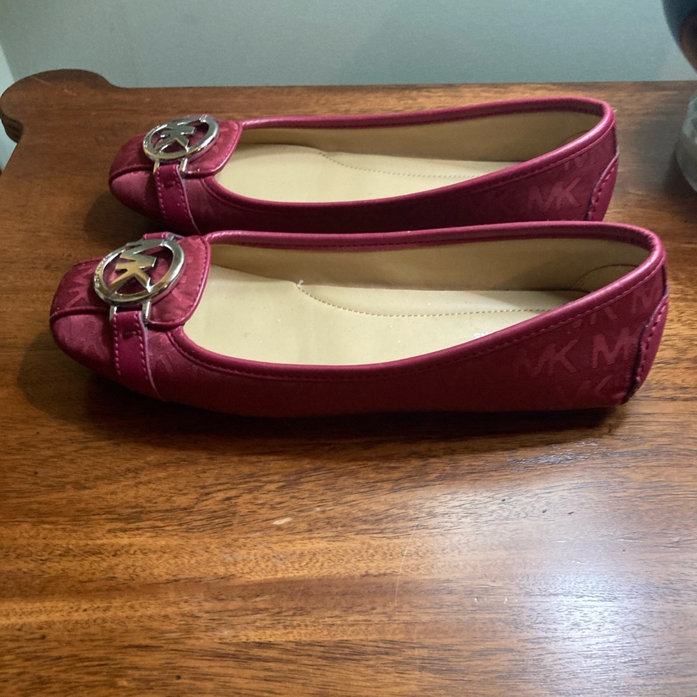 Michael Kors embellished red flat shoe Size 6